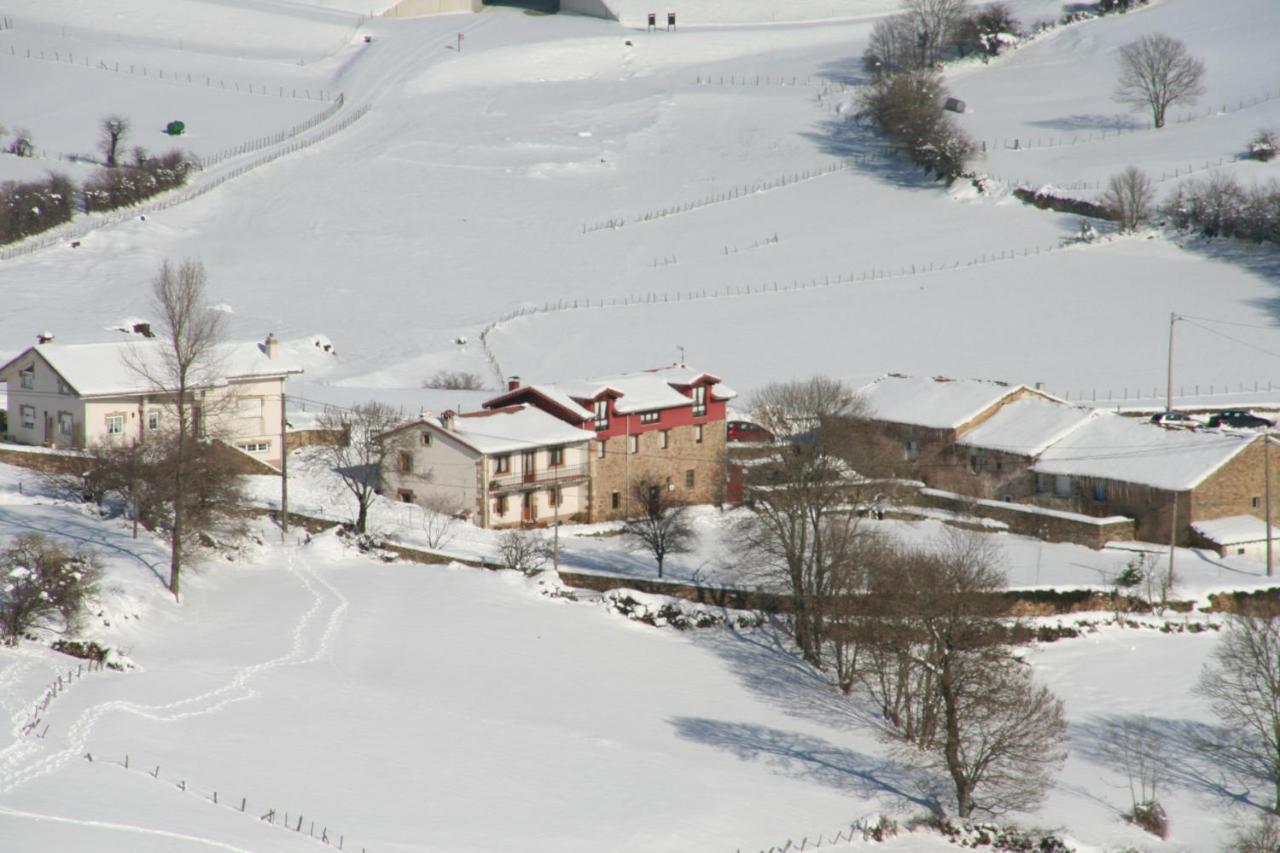 Albergue La Torre Santiurde de Reinosa Buitenkant foto